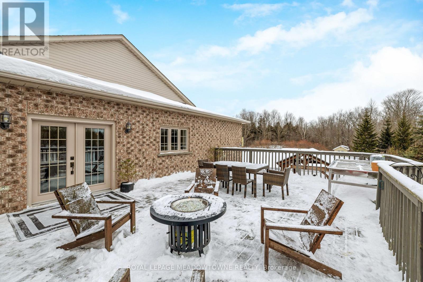 












11490 INGLIS DRIVE

,
Milton,




Ontario
L0P1B0

