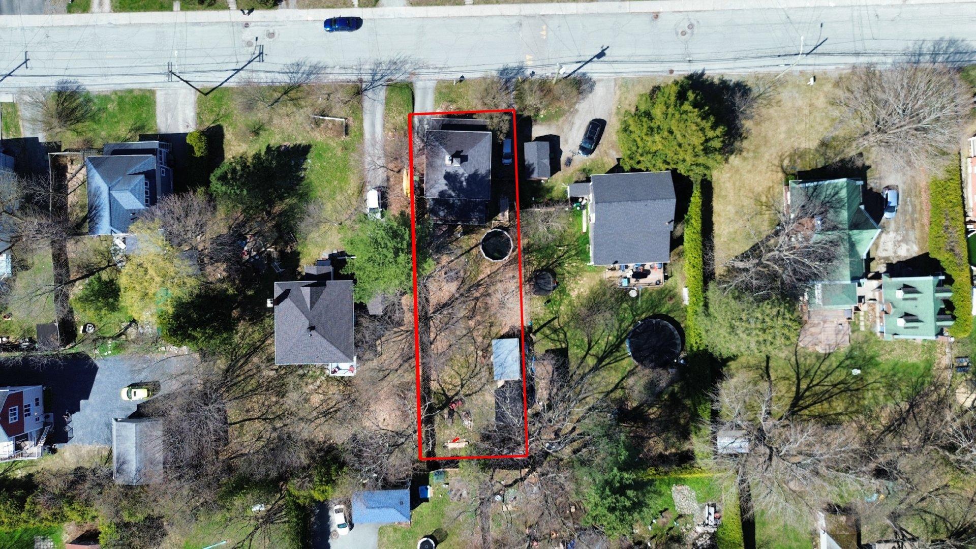









17


Rue Clough

,
Sherbrooke (Lennoxville),




QC
J1M1V7

