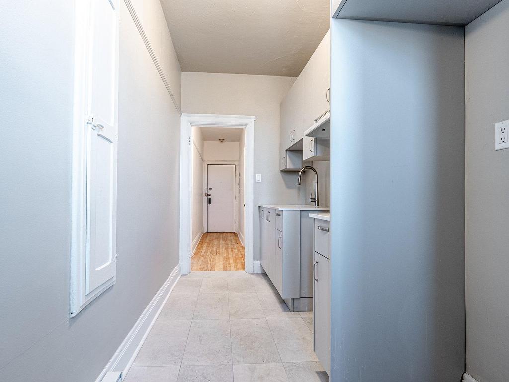 









644


Rue Prospect

, 10,
Sherbrooke (Les Nations),




QC
J1H1A8

