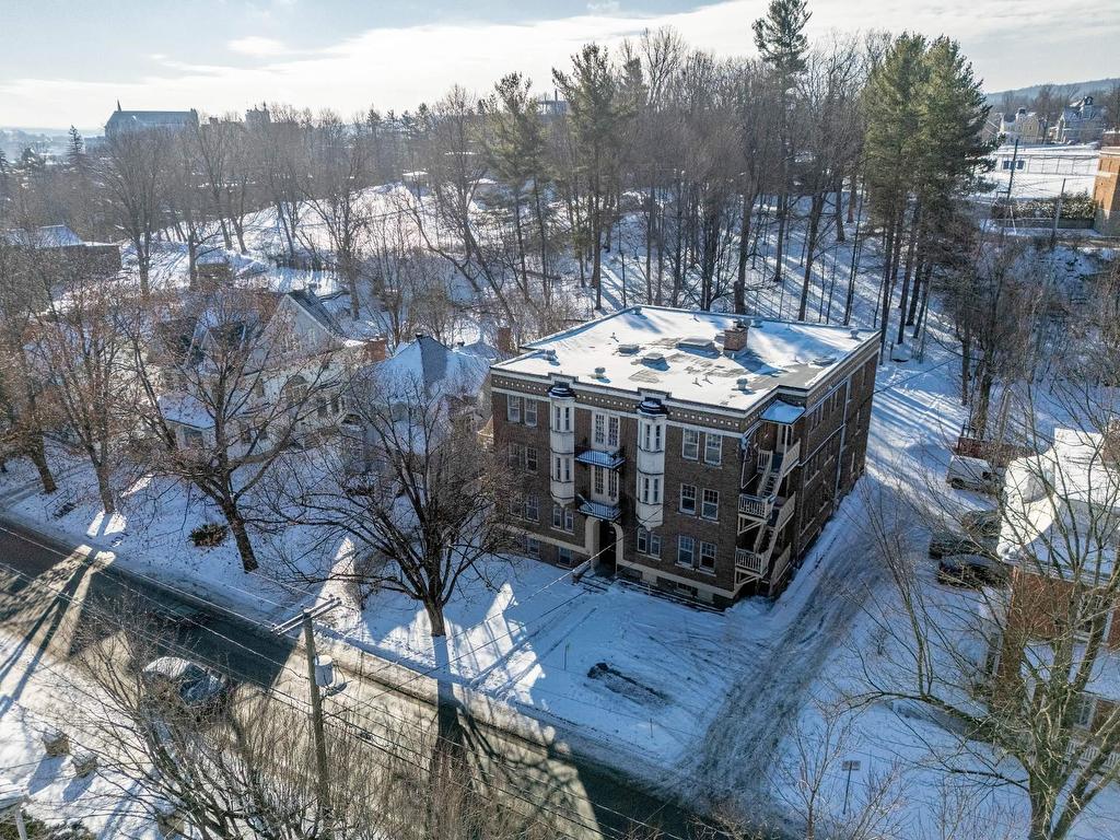 









644


Rue Prospect

, 10,
Sherbrooke (Les Nations),




QC
J1H1A8

