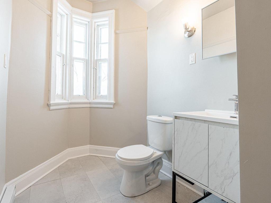 









644


Rue Prospect

, 10,
Sherbrooke (Les Nations),




QC
J1H1A8

