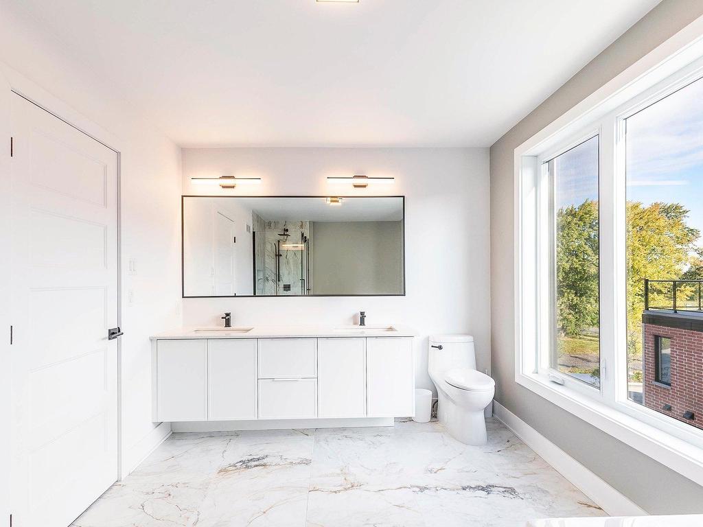









3375Z


Rue Colbeck

,
Brossard,




QC
J4Z0S6

