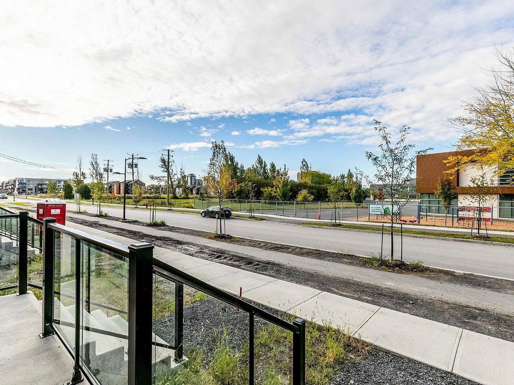 









3375Z


Rue Colbeck

,
Brossard,




QC
J4Z0S6

