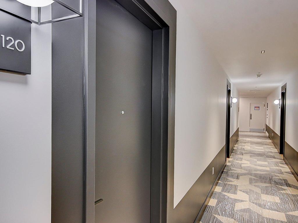 









200


Rue Marie-Charles-Le Moyne

, 1120,
Longueuil (Le Vieux-Longueuil),




QC
J4K8C2

