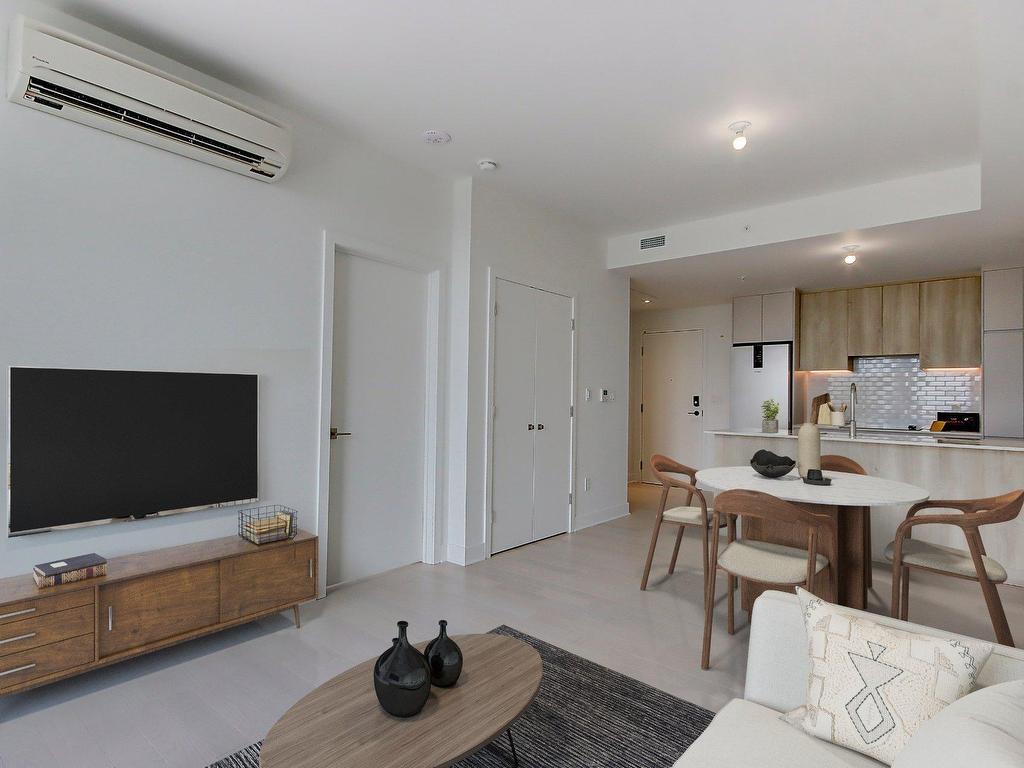 









200


Rue Marie-Charles-Le Moyne

, 1120,
Longueuil (Le Vieux-Longueuil),




QC
J4K8C2

