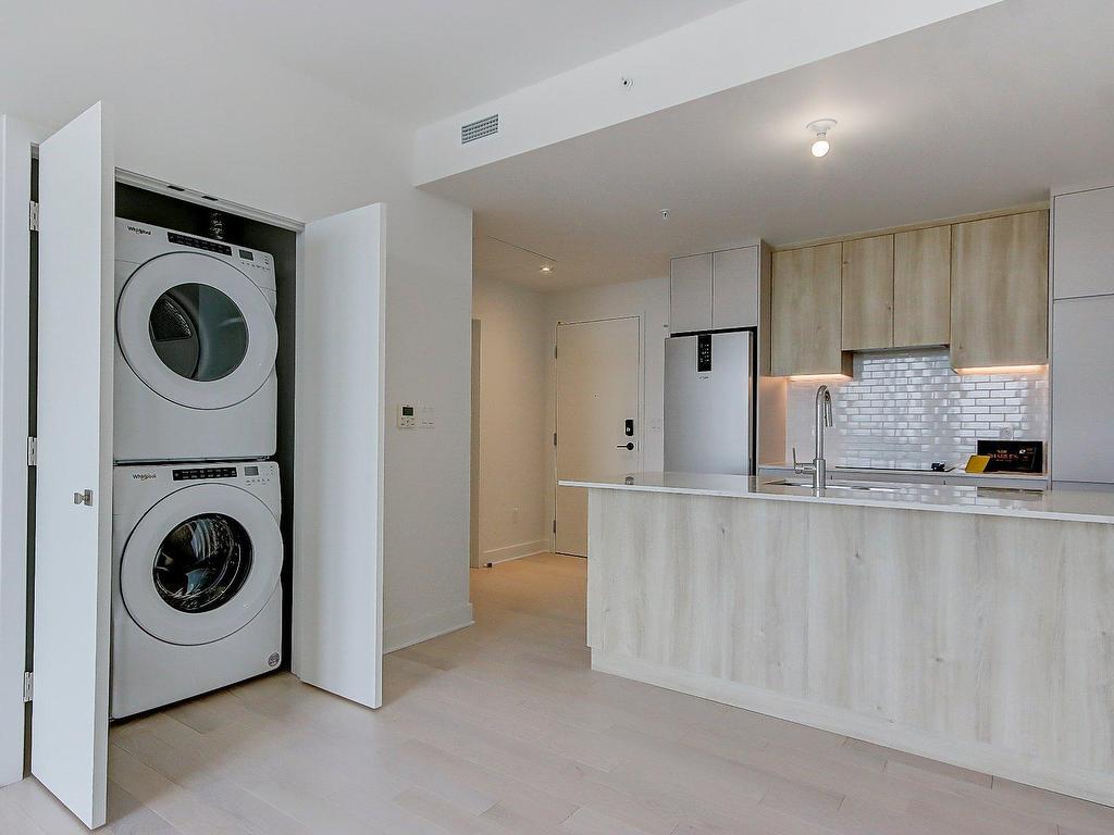 









200


Rue Marie-Charles-Le Moyne

, 1120,
Longueuil (Le Vieux-Longueuil),




QC
J4K8C2

