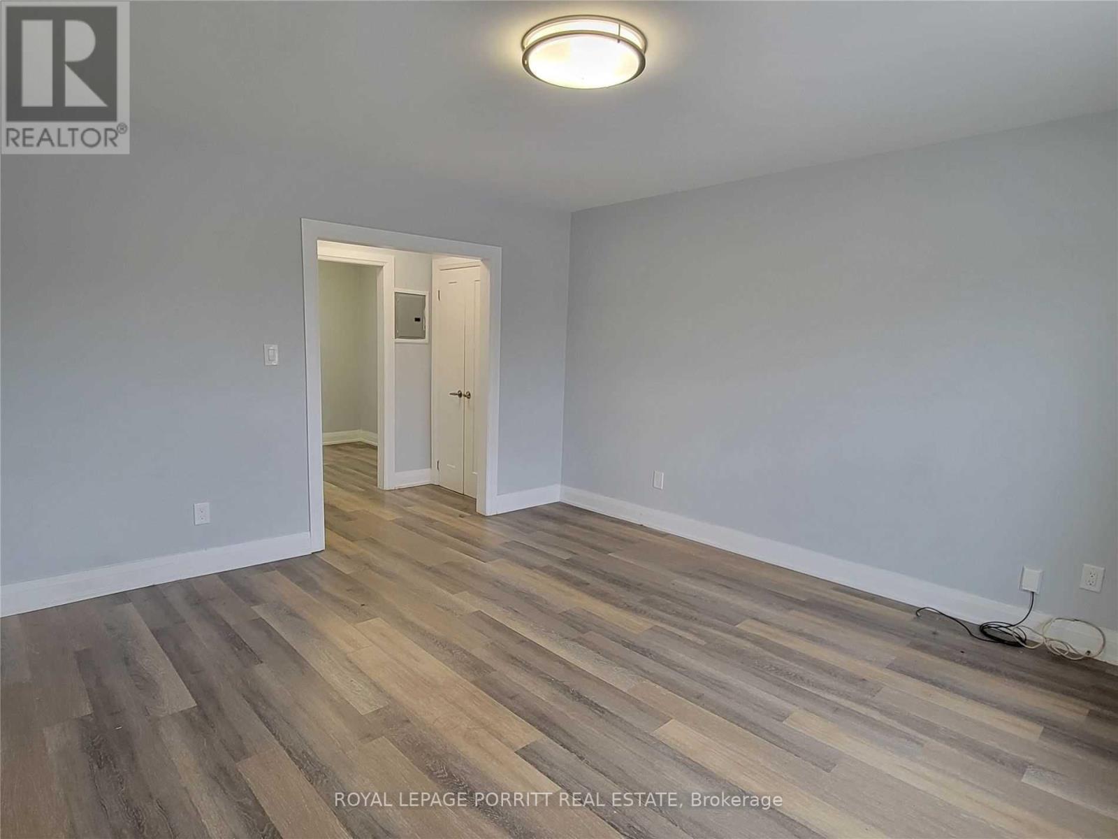 












#3 - 3465 LAKE SHORE BOULEVARD W

,
Toronto,




Ontario
M8W1N2

