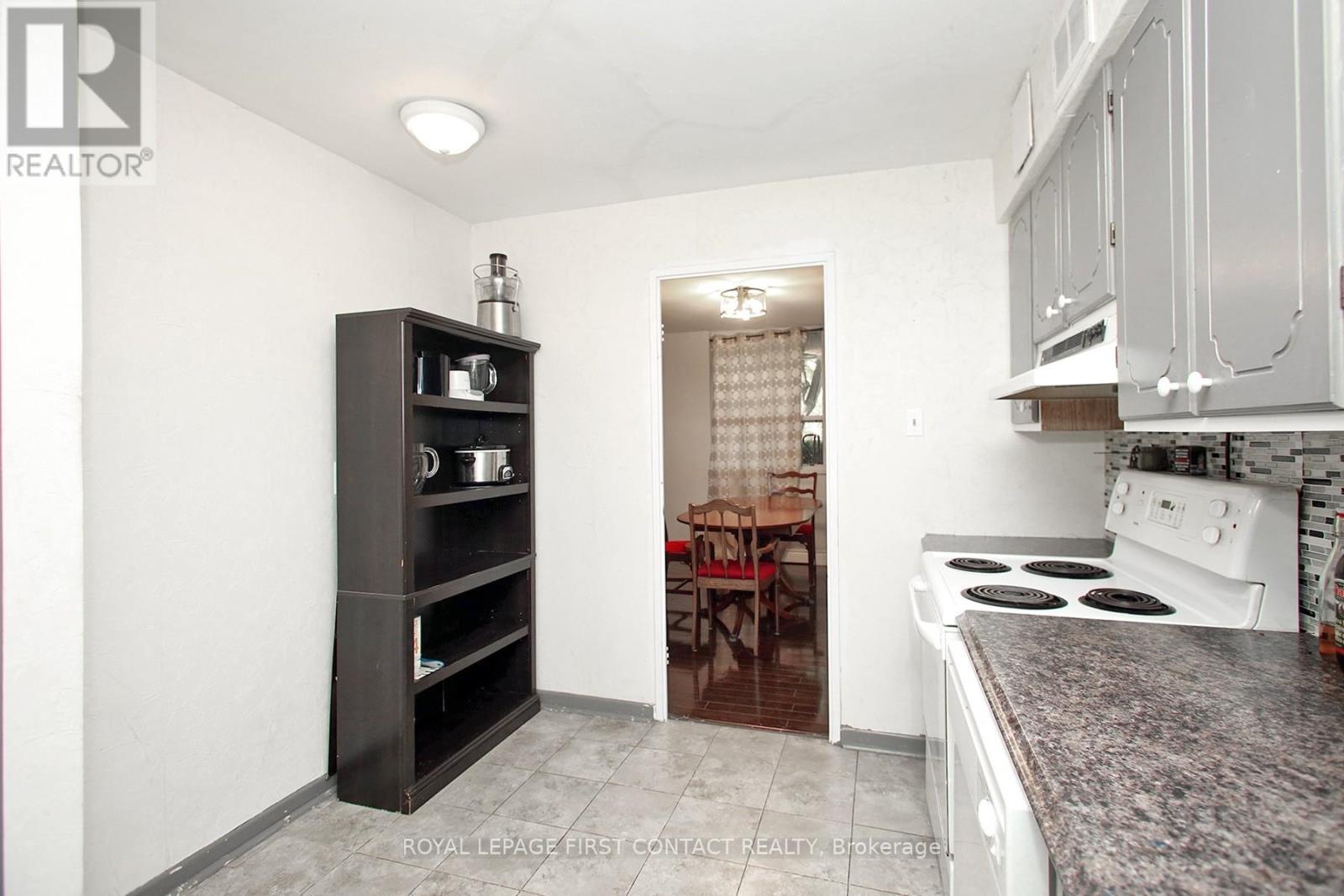 












102 - 1 ROYAL ORCHARD BOULEVARD

,
Markham,




Ontario
L3T3C2

