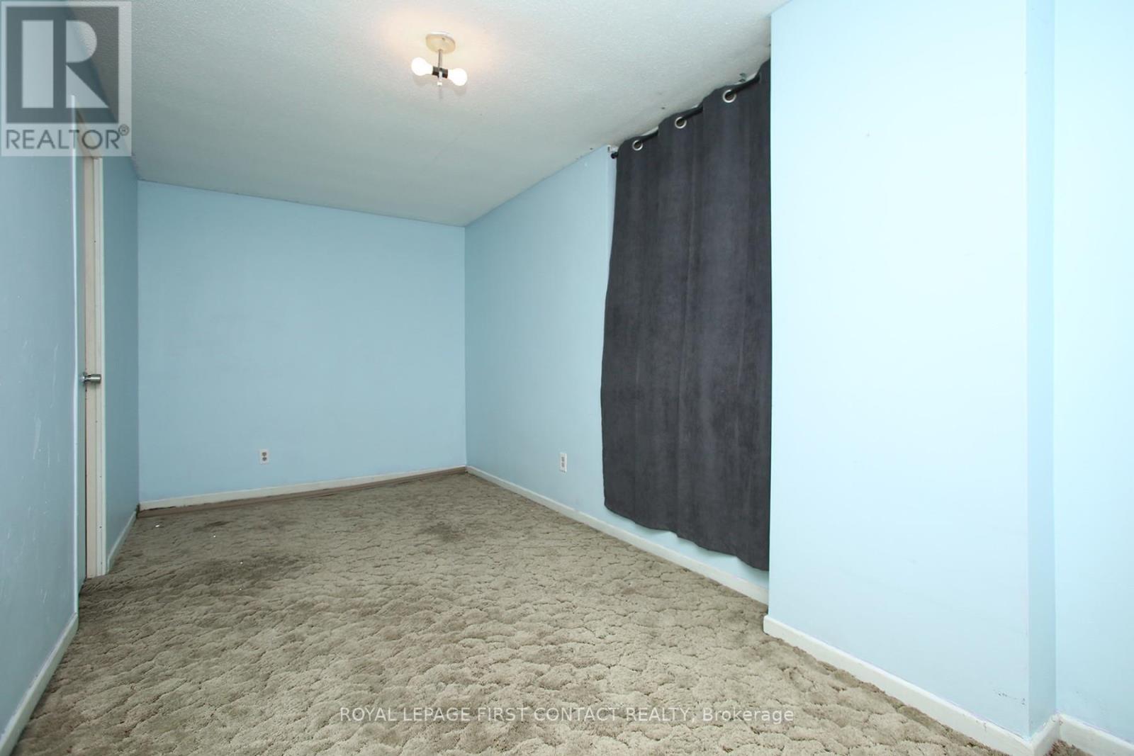 












102 - 1 ROYAL ORCHARD BOULEVARD

,
Markham,




Ontario
L3T3C2

