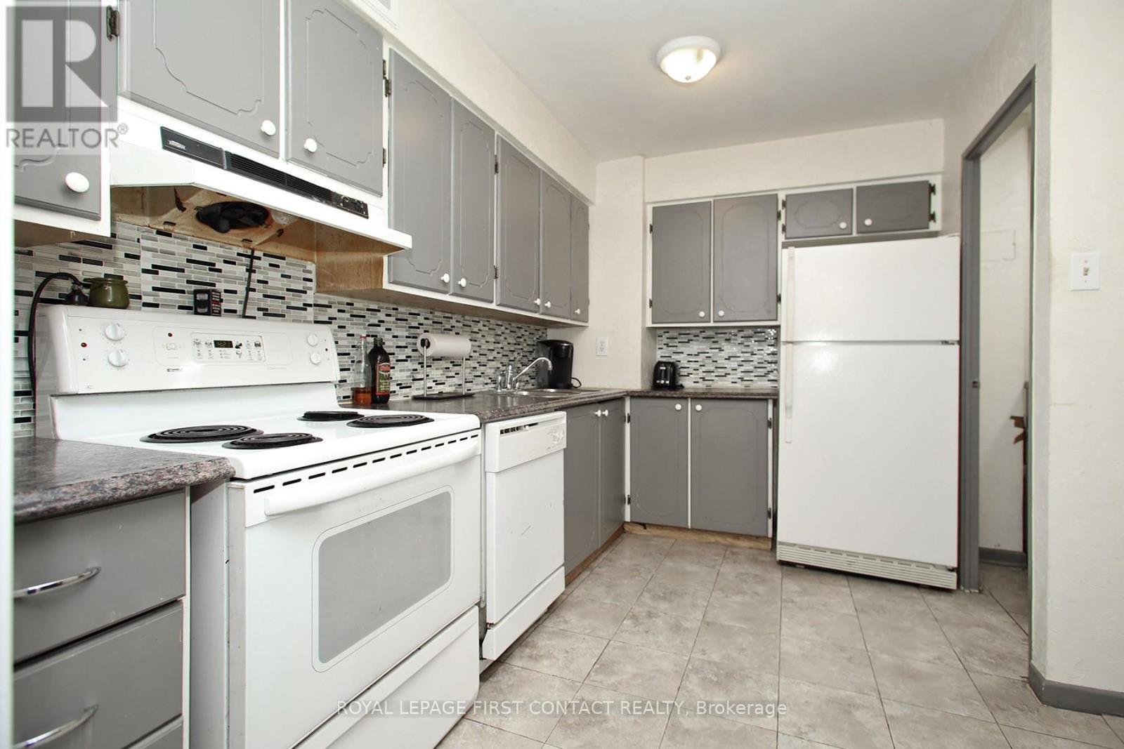 












102 - 1 ROYAL ORCHARD BOULEVARD

,
Markham,




Ontario
L3T3C2

