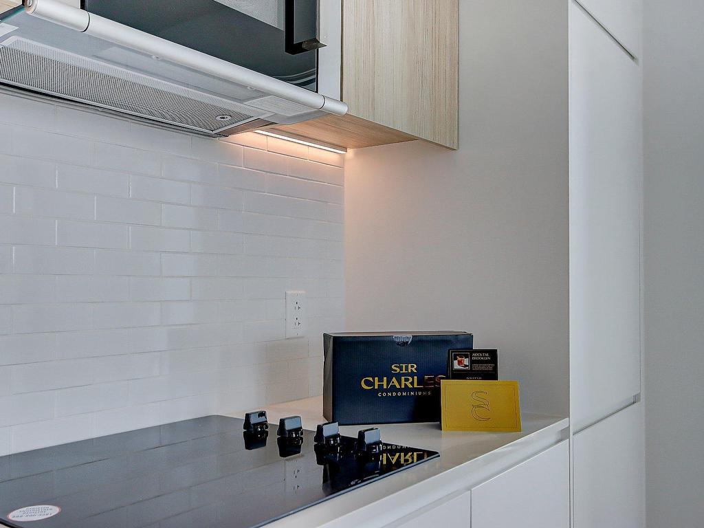 









200


Rue Marie-Charles-Le Moyne

, 424,
Longueuil (Le Vieux-Longueuil),




QC
J4K8C2


