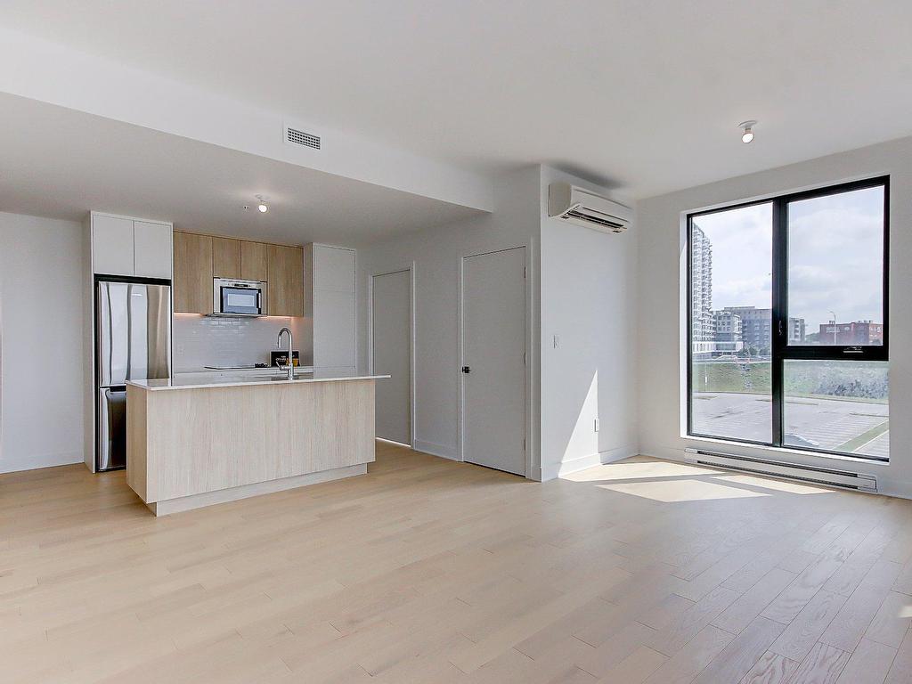 









200


Rue Marie-Charles-Le Moyne

, 424,
Longueuil (Le Vieux-Longueuil),




QC
J4K8C2

