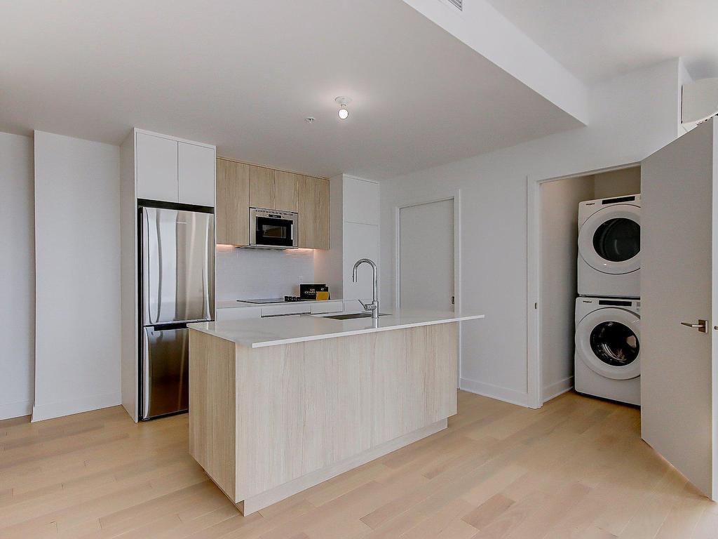 









200


Rue Marie-Charles-Le Moyne

, 424,
Longueuil (Le Vieux-Longueuil),




QC
J4K8C2

