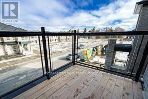












11 MACE AVENUE

,
Richmond Hill,




Ontario
L4E1K8

