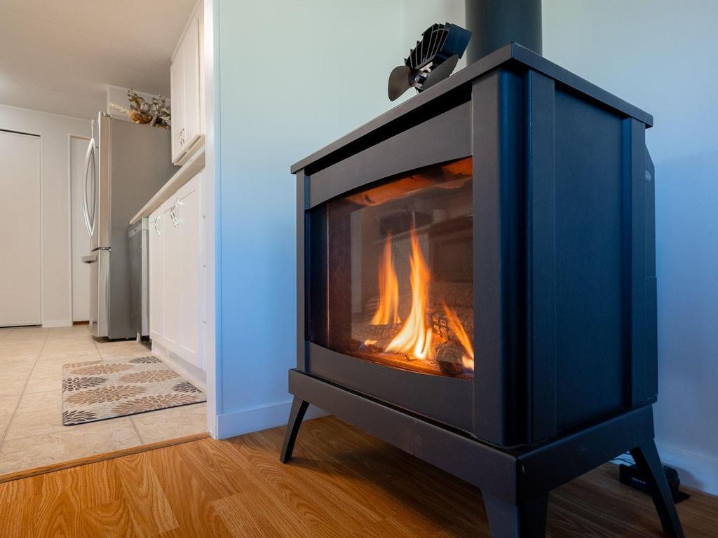 









5150


Christie

Rd, 27,
Ladysmith,




BC
V9G 1J2

