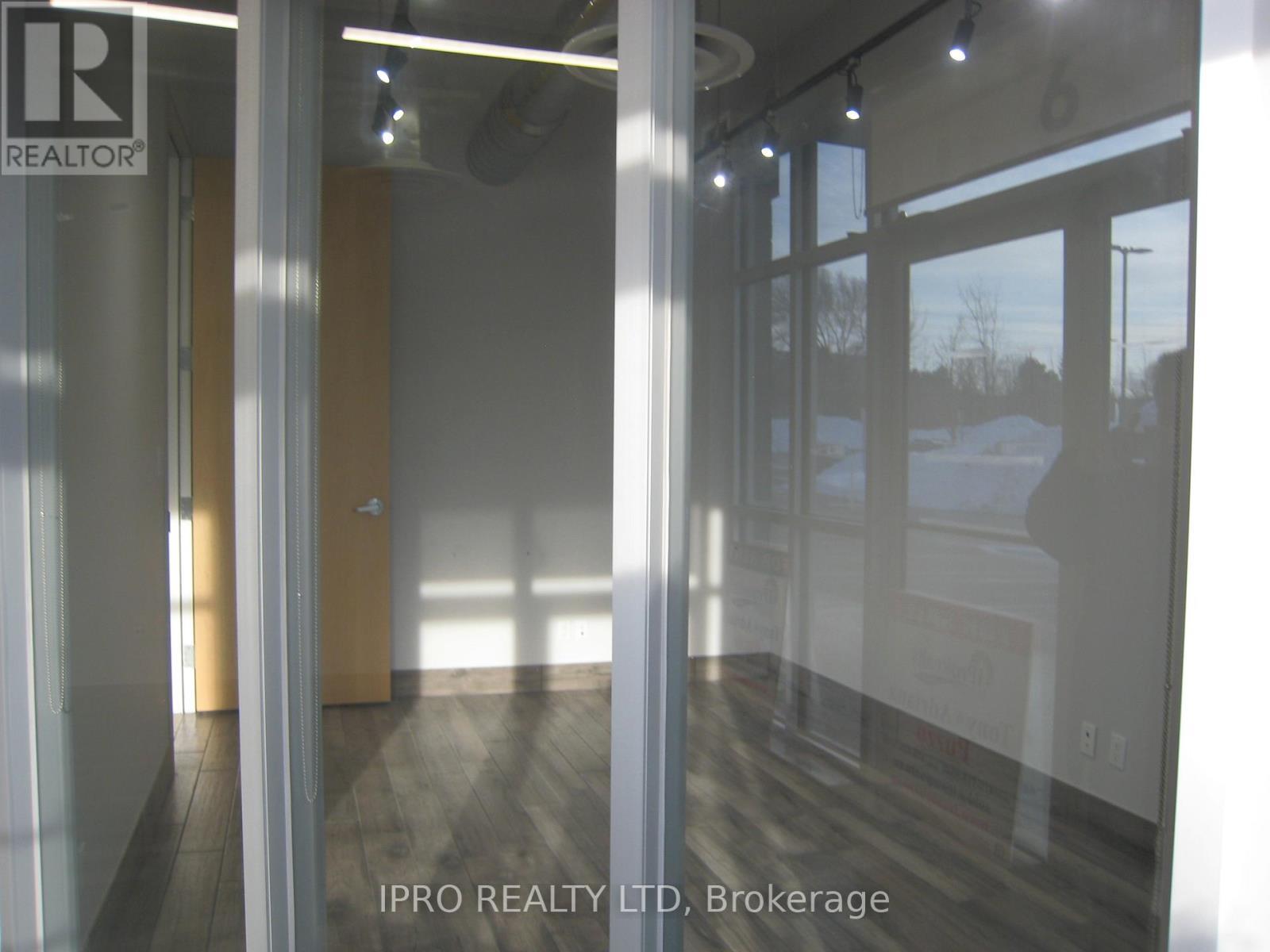 












6 - 217 SPEERS ROAD

,
Oakville,




Ontario
L6K0J3

