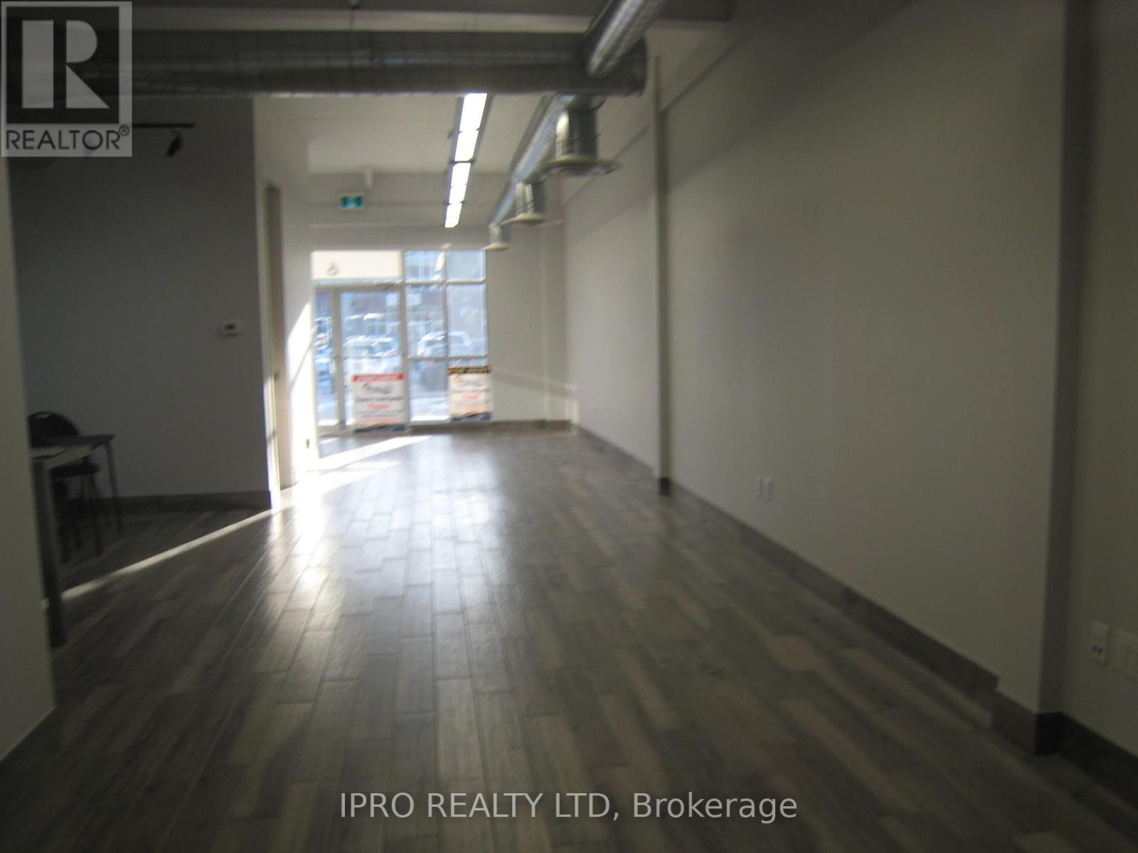 












6 - 217 SPEERS ROAD

,
Oakville,




Ontario
L6K0J3

