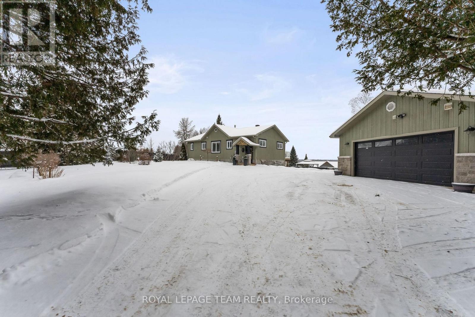 












4372 RIVER ROAD

,
Horton,




Ontario
K7V3Z8

