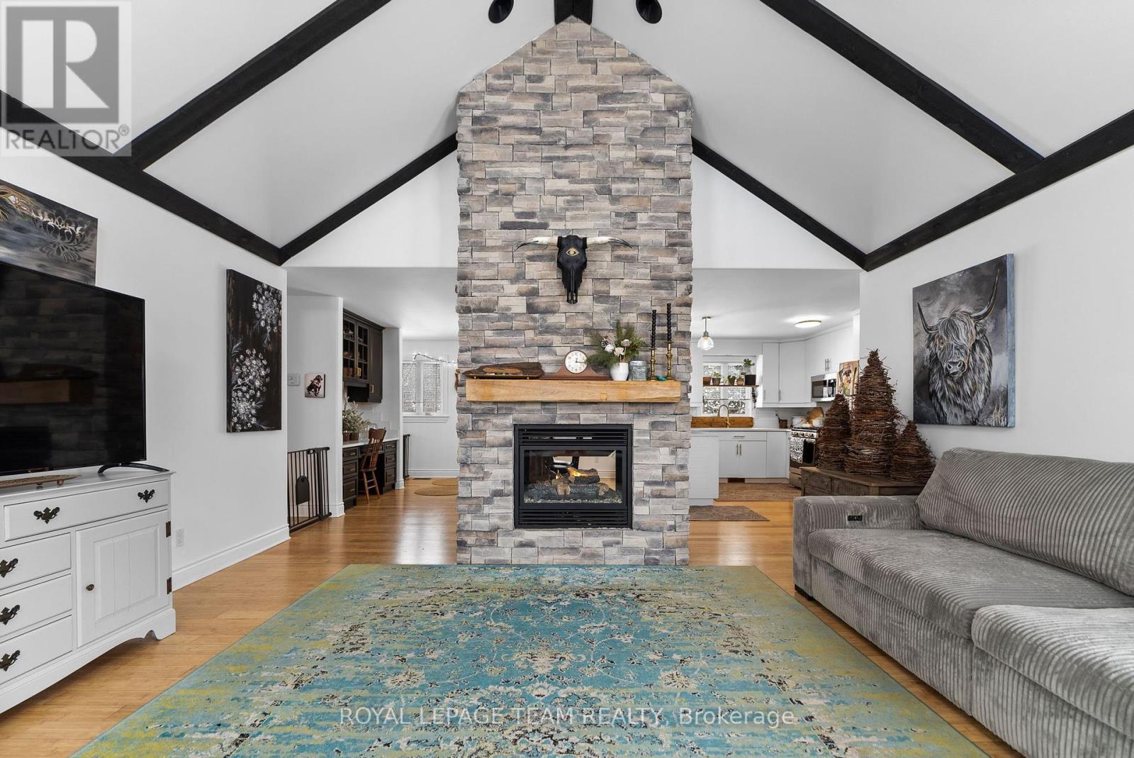 












4372 RIVER ROAD

,
Horton,




Ontario
K7V3Z8

