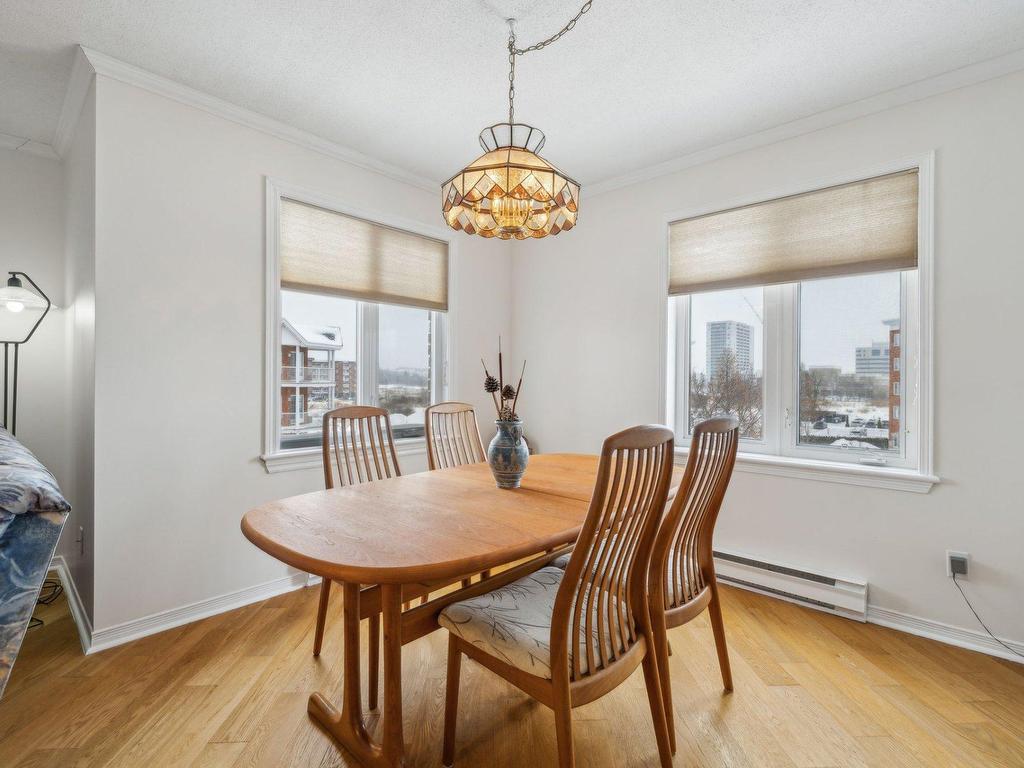 









84


Rue de Rouville

, 4,
Gatineau (Gatineau),




QC
J8T8L9

