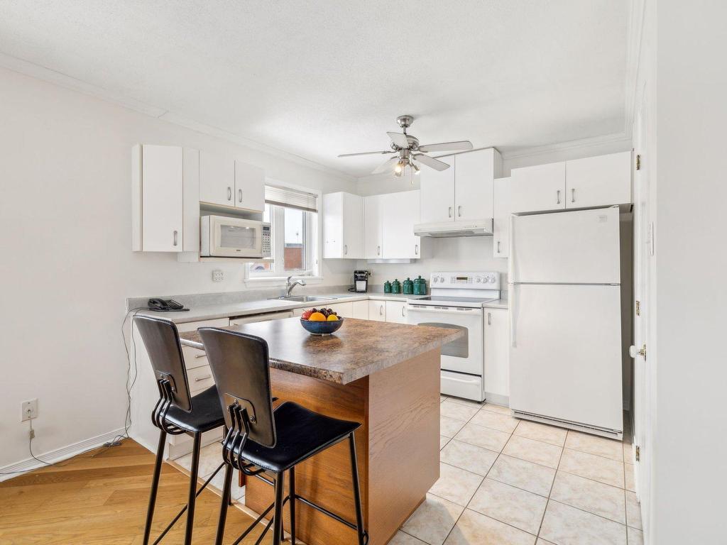 









84


Rue de Rouville

, 4,
Gatineau (Gatineau),




QC
J8T8L9

