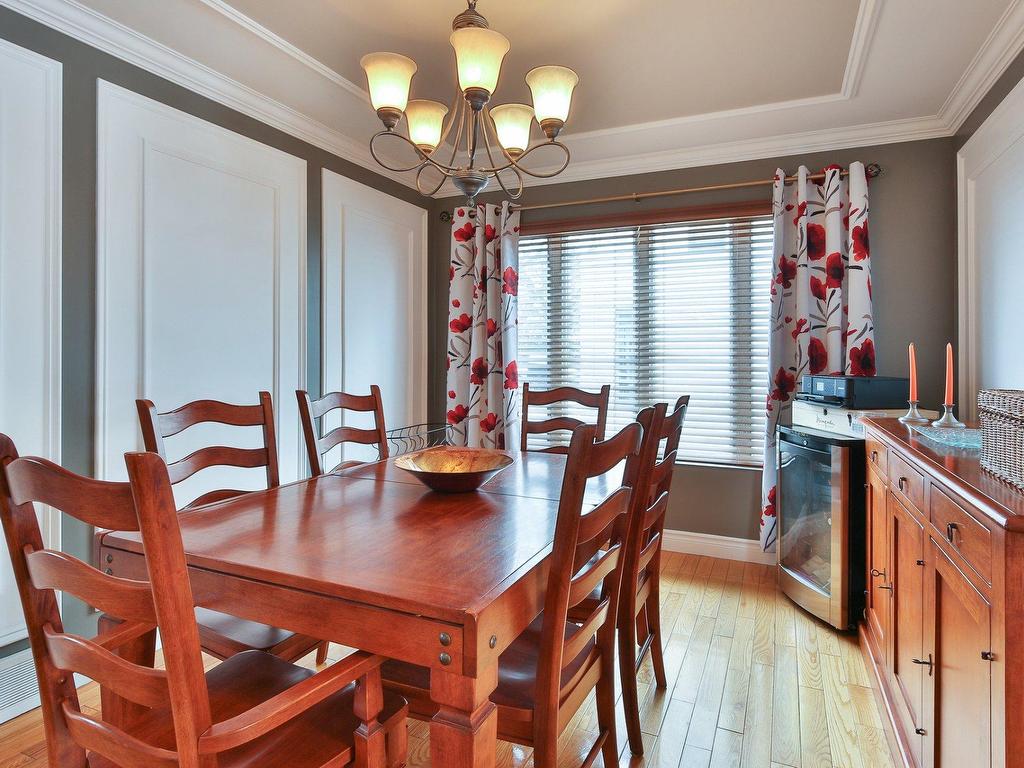 









1112


Rue Henri-Laflamme

,
Saint-Jean-sur-Richelieu,




QC
J2X5H2

