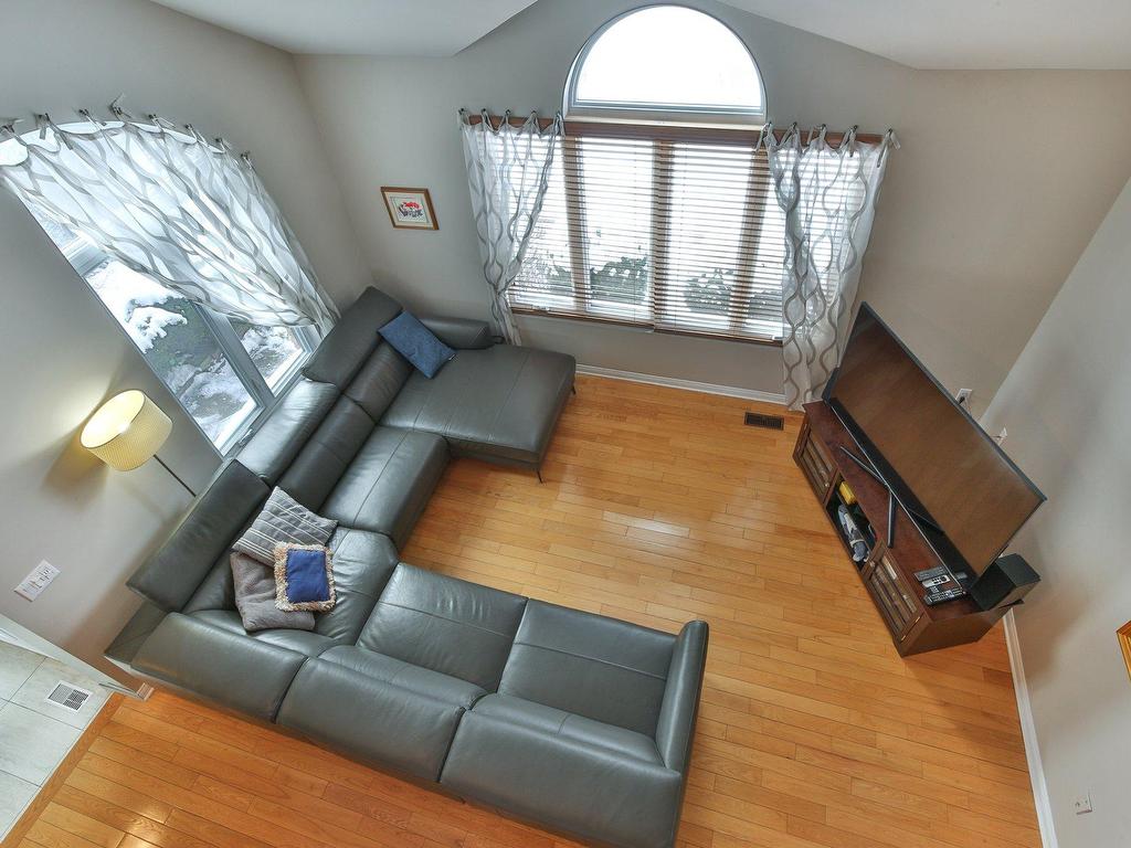 









1112


Rue Henri-Laflamme

,
Saint-Jean-sur-Richelieu,




QC
J2X5H2

