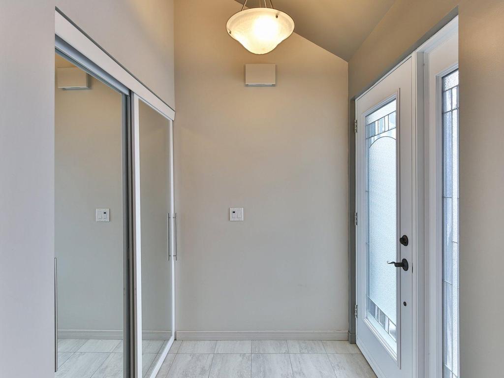 









1112


Rue Henri-Laflamme

,
Saint-Jean-sur-Richelieu,




QC
J2X5H2

