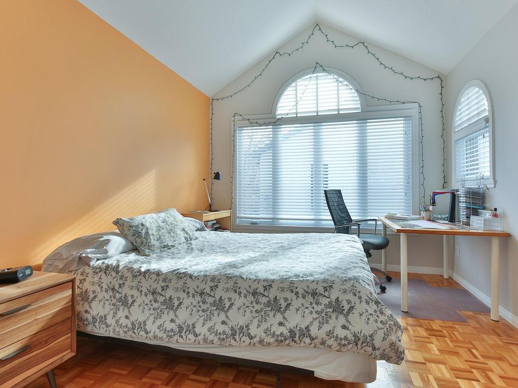









1112


Rue Henri-Laflamme

,
Saint-Jean-sur-Richelieu,




QC
J2X5H2

