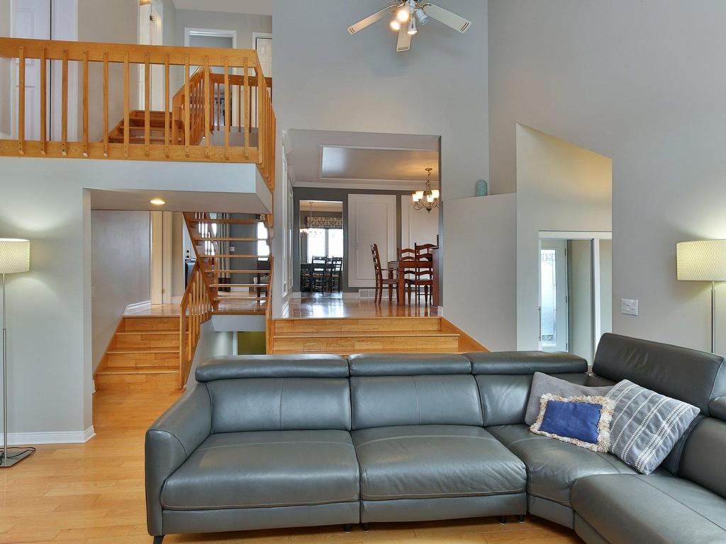 









1112


Rue Henri-Laflamme

,
Saint-Jean-sur-Richelieu,




QC
J2X5H2

