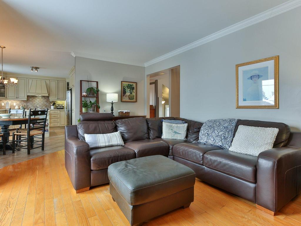 









1112


Rue Henri-Laflamme

,
Saint-Jean-sur-Richelieu,




QC
J2X5H2

