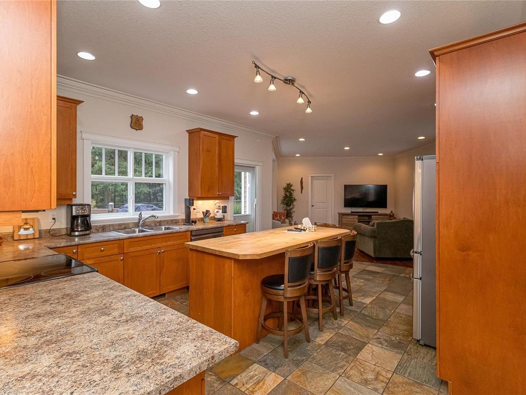 









2559


Myles Lake

Rd,
Nanaimo,




BC
V9X 1E7


