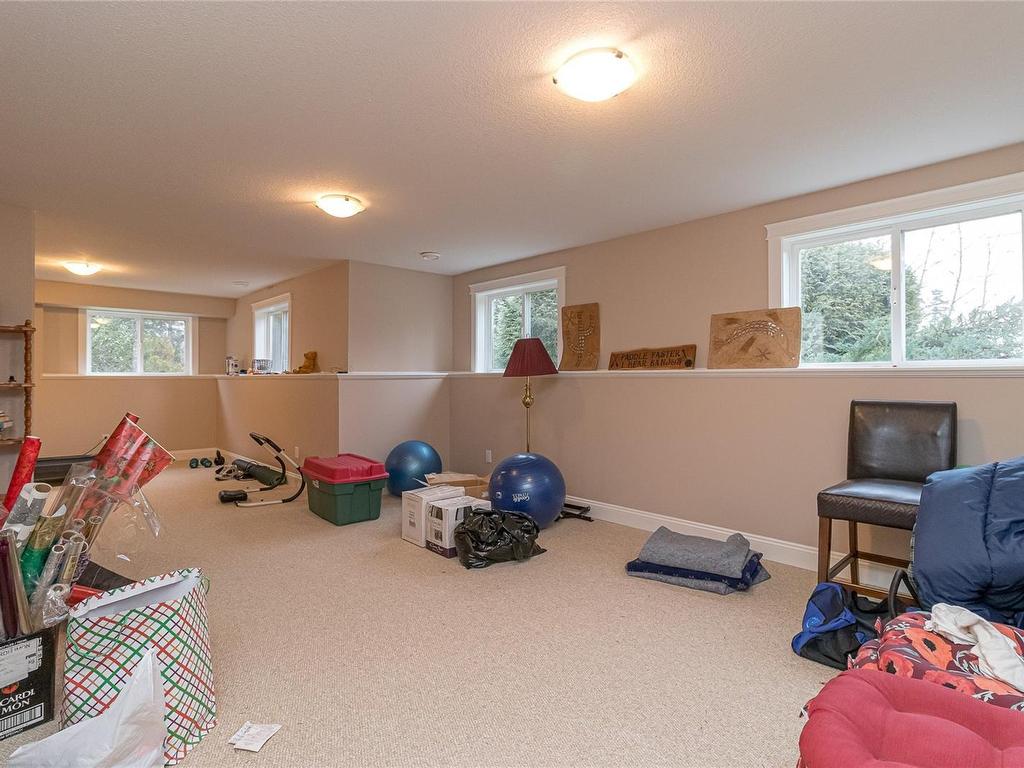









2559


Myles Lake

Rd,
Nanaimo,




BC
V9X 1E7

