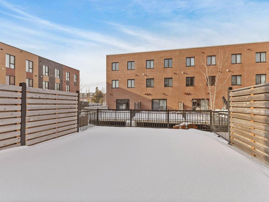 









1063


Rue Jacqueline-Sicotte

,
Montréal (LaSalle),




QC
H8N0G3

