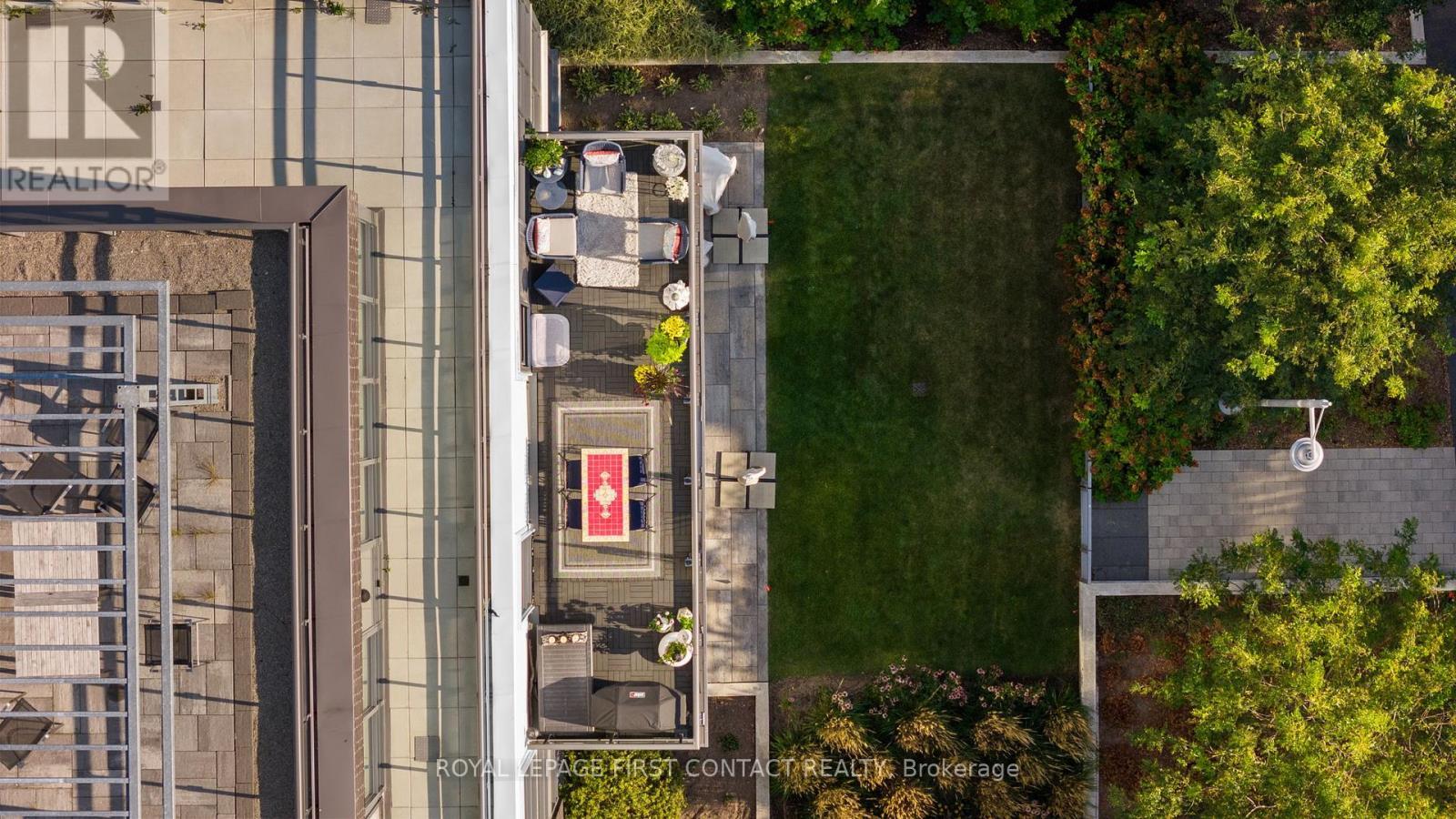 












C320 - 301 SEA RAY AVENUE

,
Innisfil,




Ontario
L9S2P7

