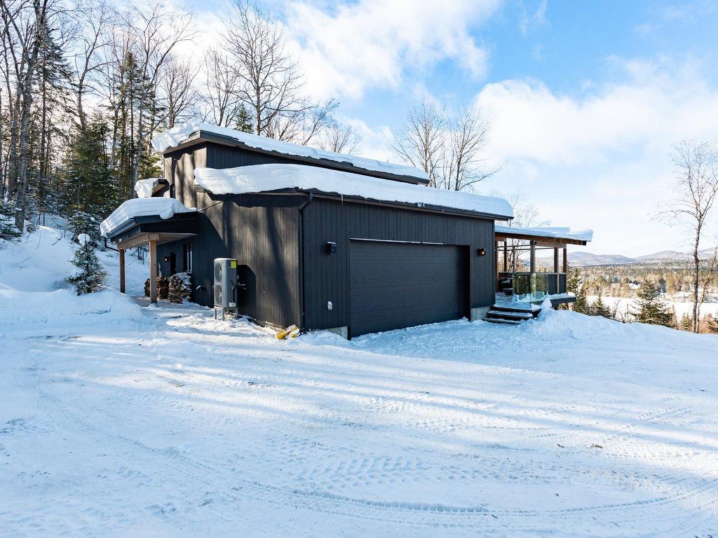 









418


Ch. du Lac-Cardin

,
Lantier,




QC
J0T1V0

