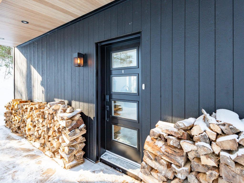 









418


Ch. du Lac-Cardin

,
Lantier,




QC
J0T1V0

