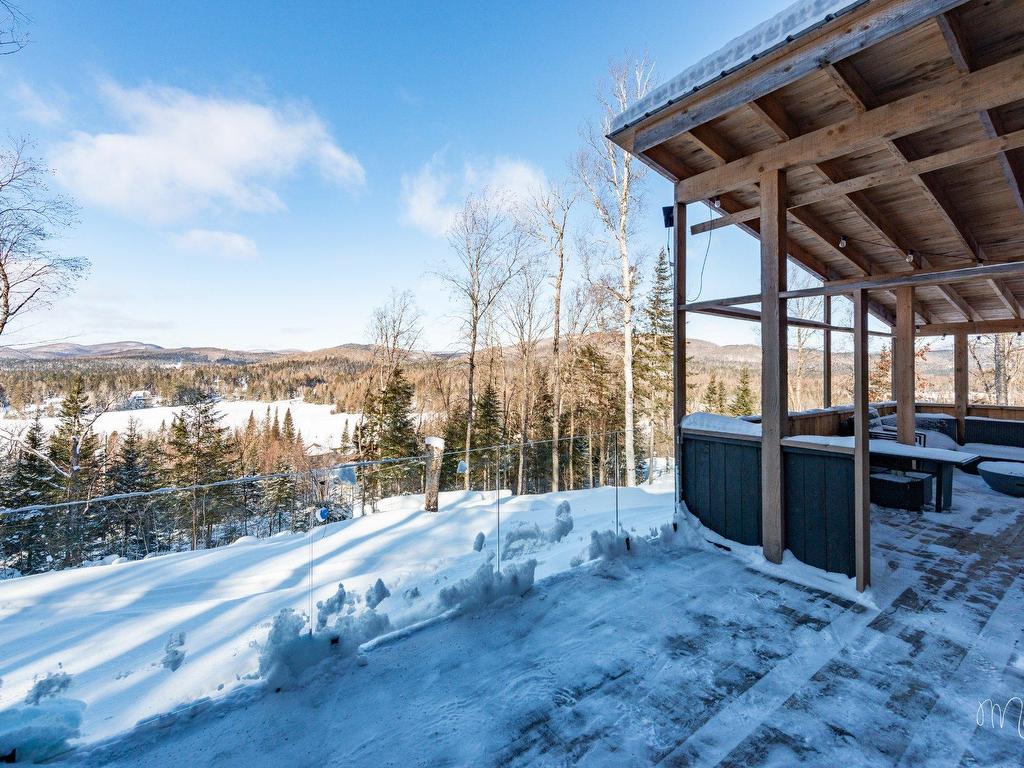 









418


Ch. du Lac-Cardin

,
Lantier,




QC
J0T1V0

