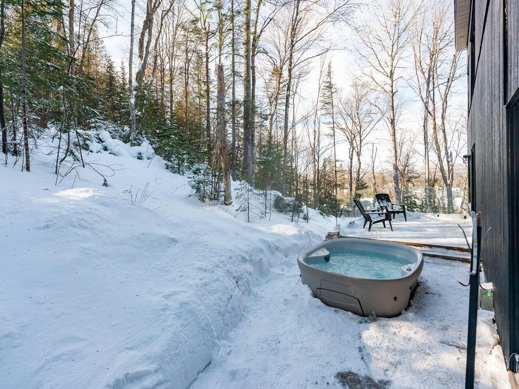 









418


Ch. du Lac-Cardin

,
Lantier,




QC
J0T1V0

