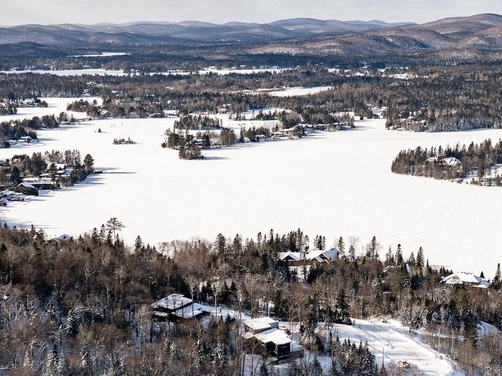 









418


Ch. du Lac-Cardin

,
Lantier,




QC
J0T1V0

