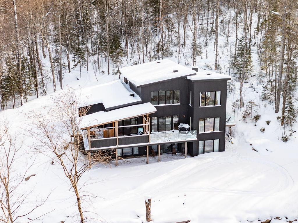 









418


Ch. du Lac-Cardin

,
Lantier,




QC
J0T1V0

