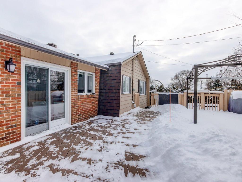 









758


Rue Varennes

,
Saint-Bruno-de-Montarville,




QC
J3V3E2

