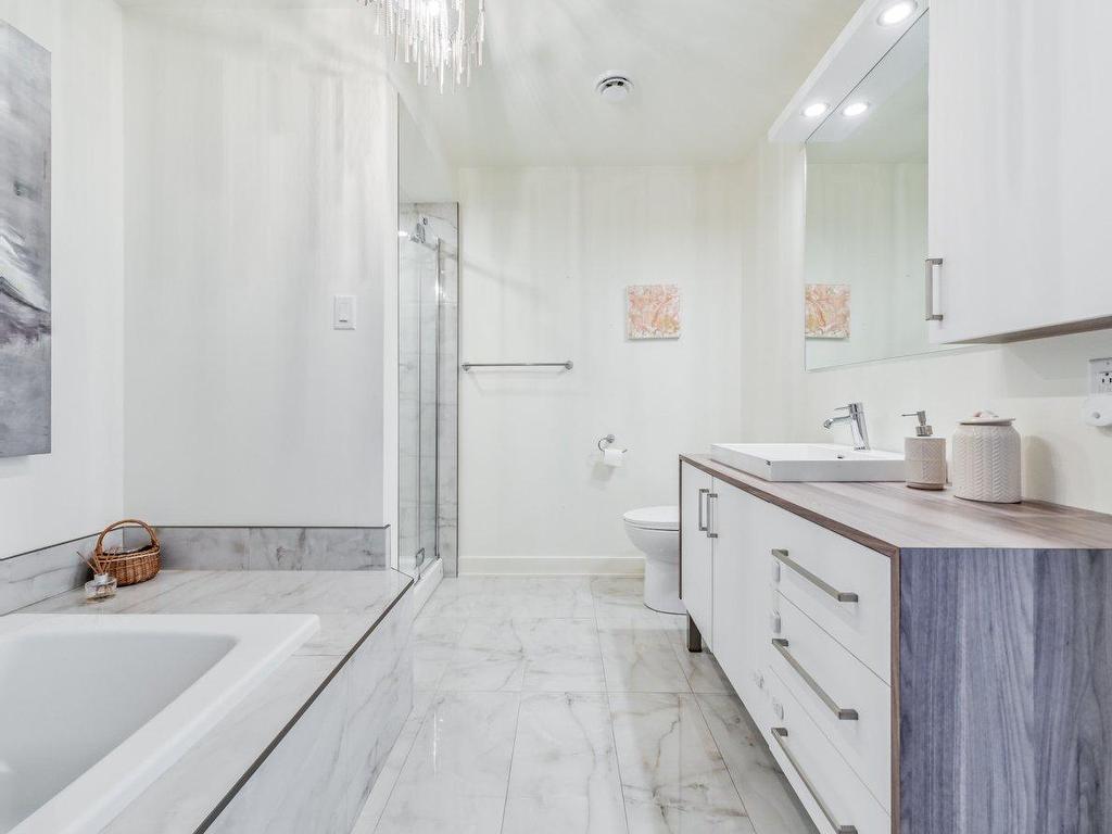









307


Rue Ste-Catherine

, 202,
Saint-Constant,




QC
J5A0G1


