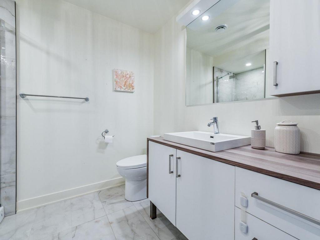 









307


Rue Ste-Catherine

, 202,
Saint-Constant,




QC
J5A0G1

