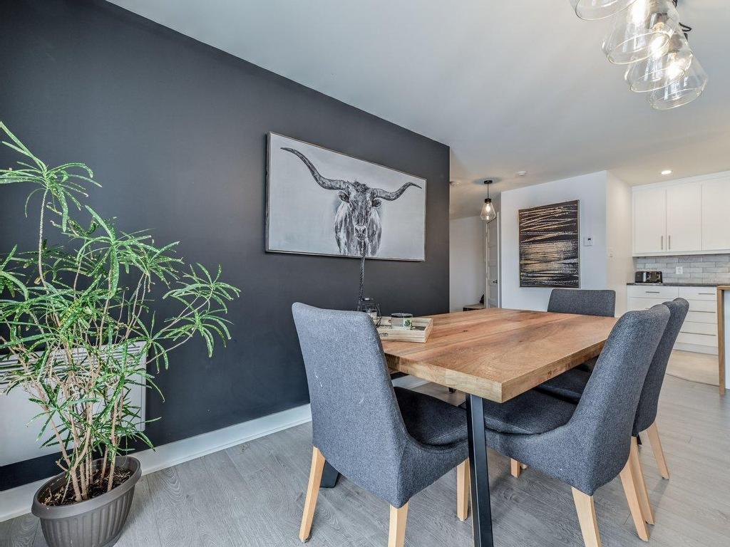 









307


Rue Ste-Catherine

, 202,
Saint-Constant,




QC
J5A0G1

