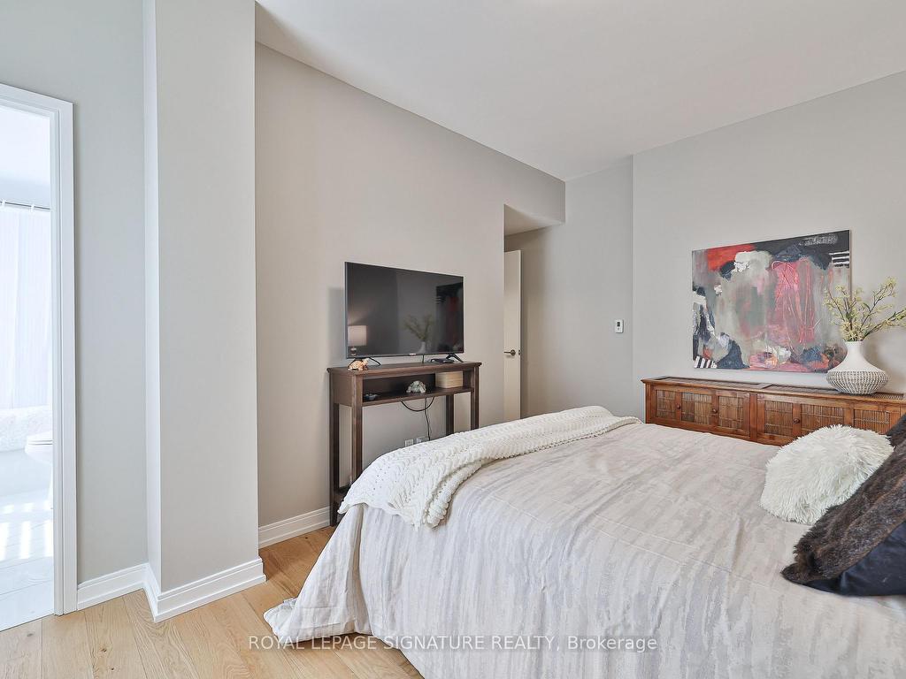 









1100


Kingston

Road, 216,
Toronto,




ON
M1N 1N4

