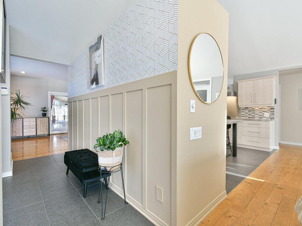 









104


Rue du Bonniebrook

,
Saint-Colomban,




QC
J5K1S1

