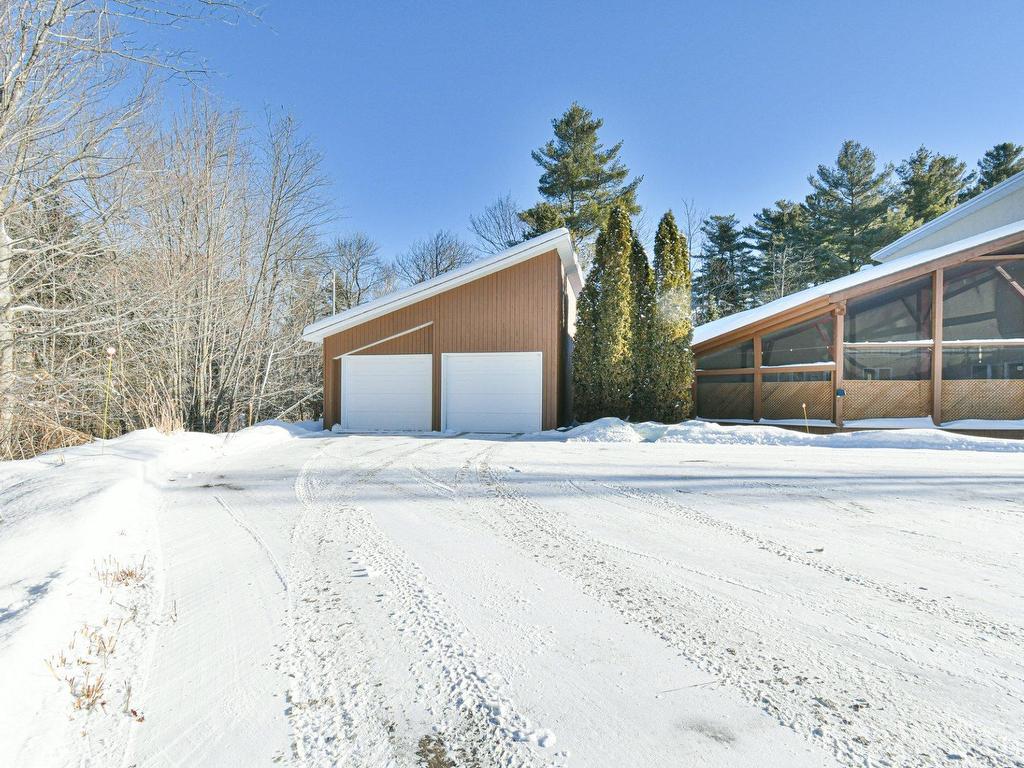 









104


Rue du Bonniebrook

,
Saint-Colomban,




QC
J5K1S1

