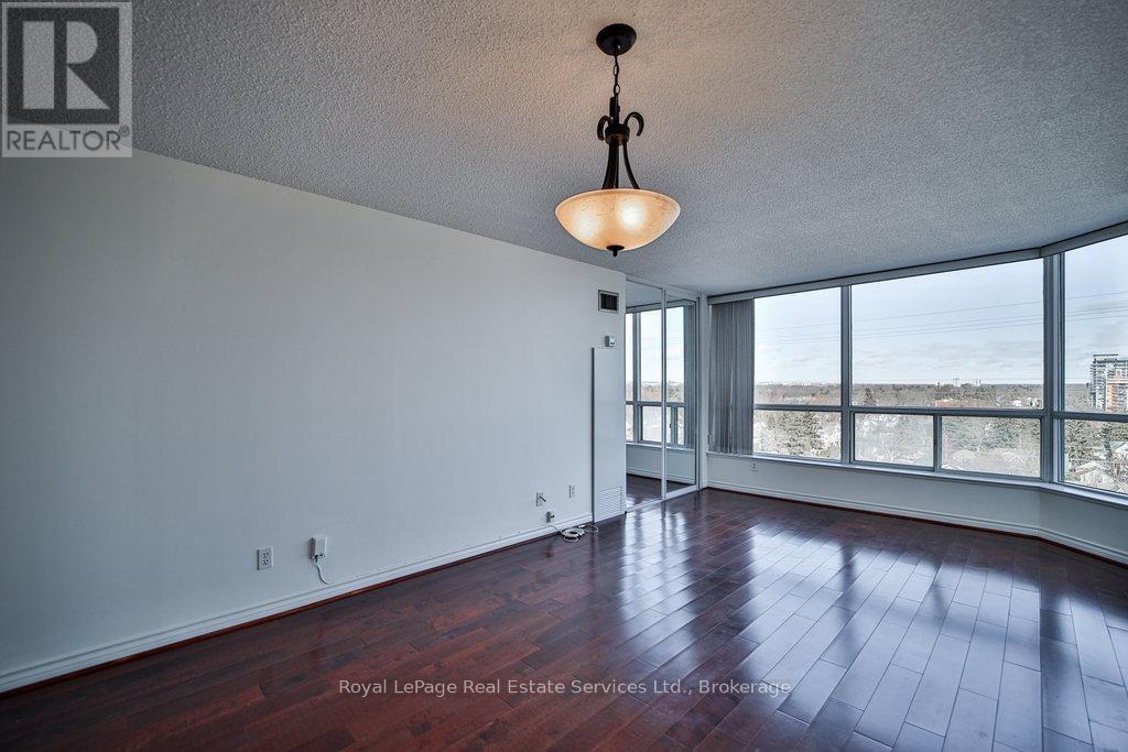 












1208 - 1276 MAPLE CROSSING BOULEVARD W

,
Burlington (Brant),




Ontario
L7S2J9

