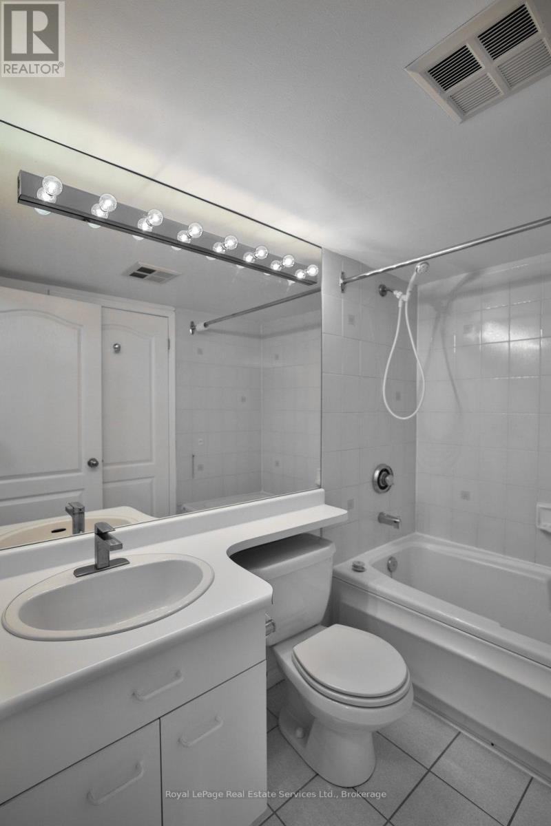 












1208 - 1276 MAPLE CROSSING BOULEVARD W

,
Burlington (Brant),




Ontario
L7S2J9

